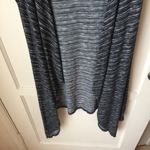 Poetry Long Vest - Picture 4 of 5